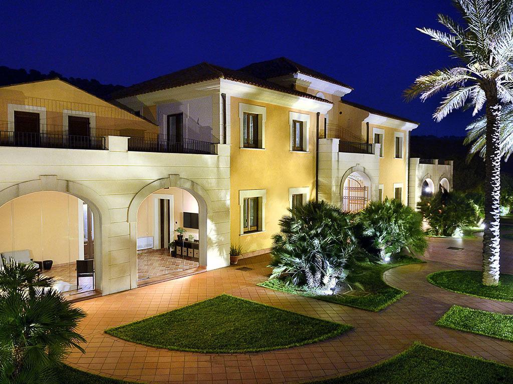 Baglio Caruana Cantina & Relais Montallegro Exterior photo