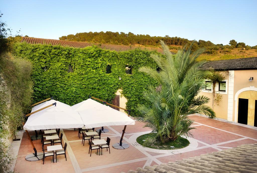 Baglio Caruana Cantina & Relais Montallegro Exterior photo